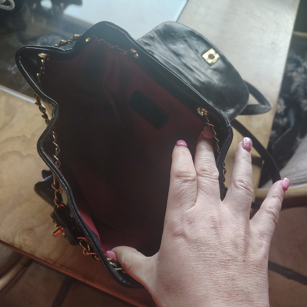 Elegant Black Leather Women's Bag